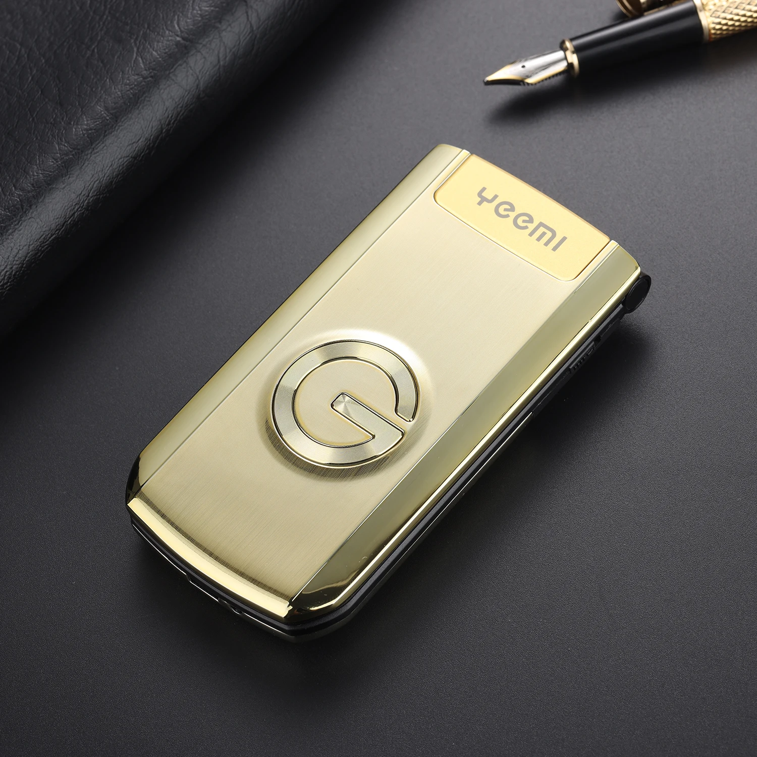 Metal Body Large Screen Flip Senior Cellphone SOS Dial Large Push Button Fast Dial Loud Sound Camera Torch Elderly Foldale Phone