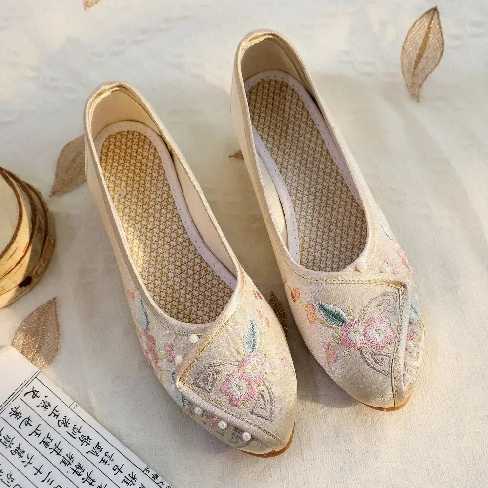 Ethnic Style Shoes for Women Embroidery Womens Shoes Casual Fashion Vintage Elegant Streetwear Cheongsam Traditional Chinese