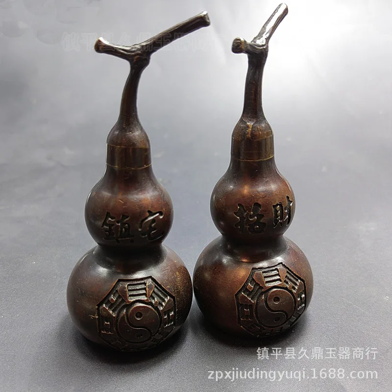 Antique for home and office decoration, small copper gourd ornaments