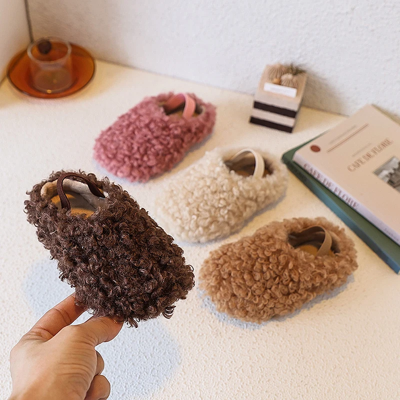 

Luxury Plush Children Slippers 2025 Cover Toe Fur Slides Children Casual Platform Boys Shoes Comfortable Fashion Slippers Kids