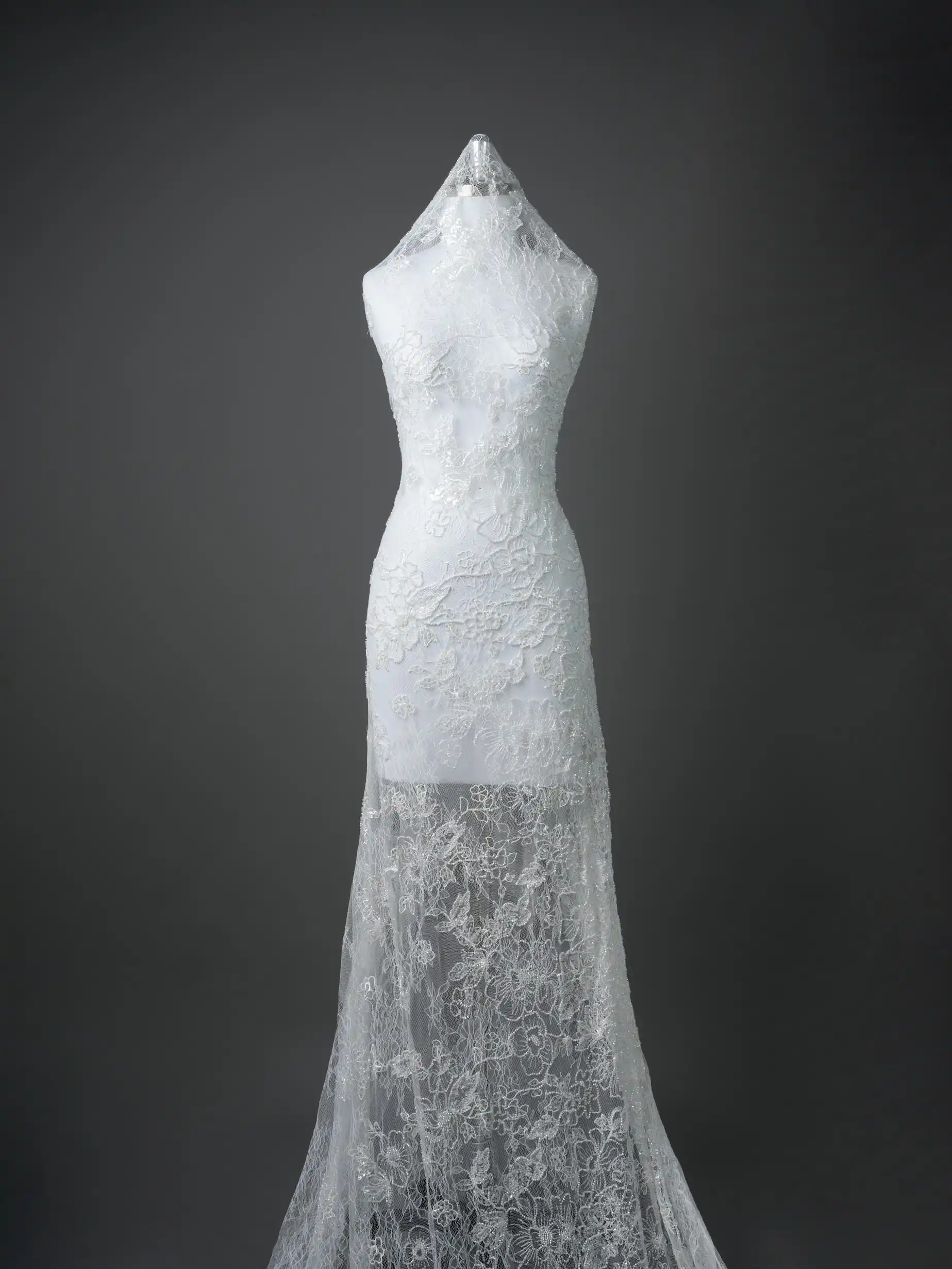 Tissu perlé à paillettes en dentelle blanche cassé pour robe de mariée femme, tulle brodé, haute qualité, 2024 cm de largeur, vendu au mètre, 130