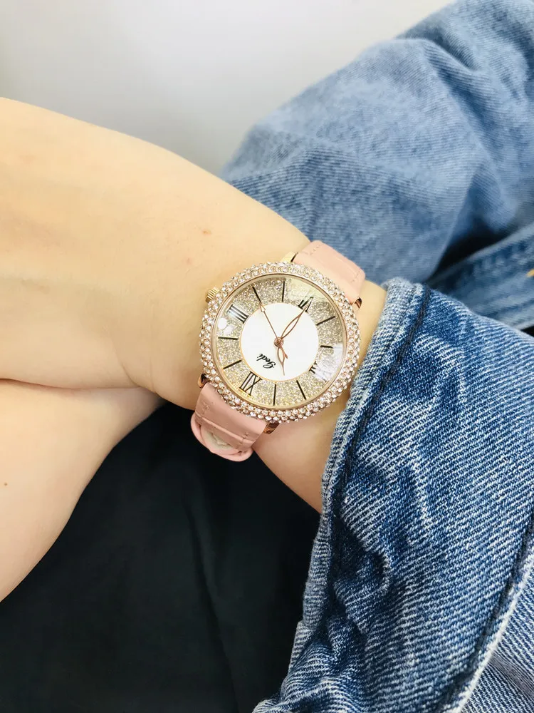 

New Women'S Watch With Rhinestones And Pink Leather Strap, A Fashionable And Luxurious Timepiece And Accessory For Women.