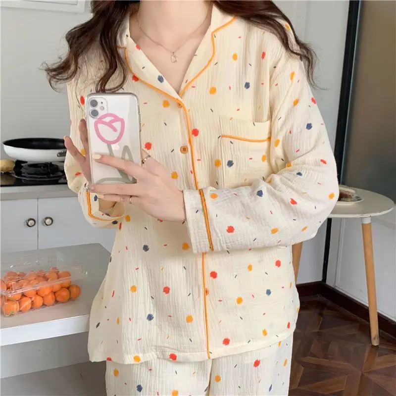 Sweet Ms. Korean Version of The Colorful Polka Dots Cute Bubble Wrinkled Pajamas Home Wear   Female Long-sleeved Pants Girl Suit