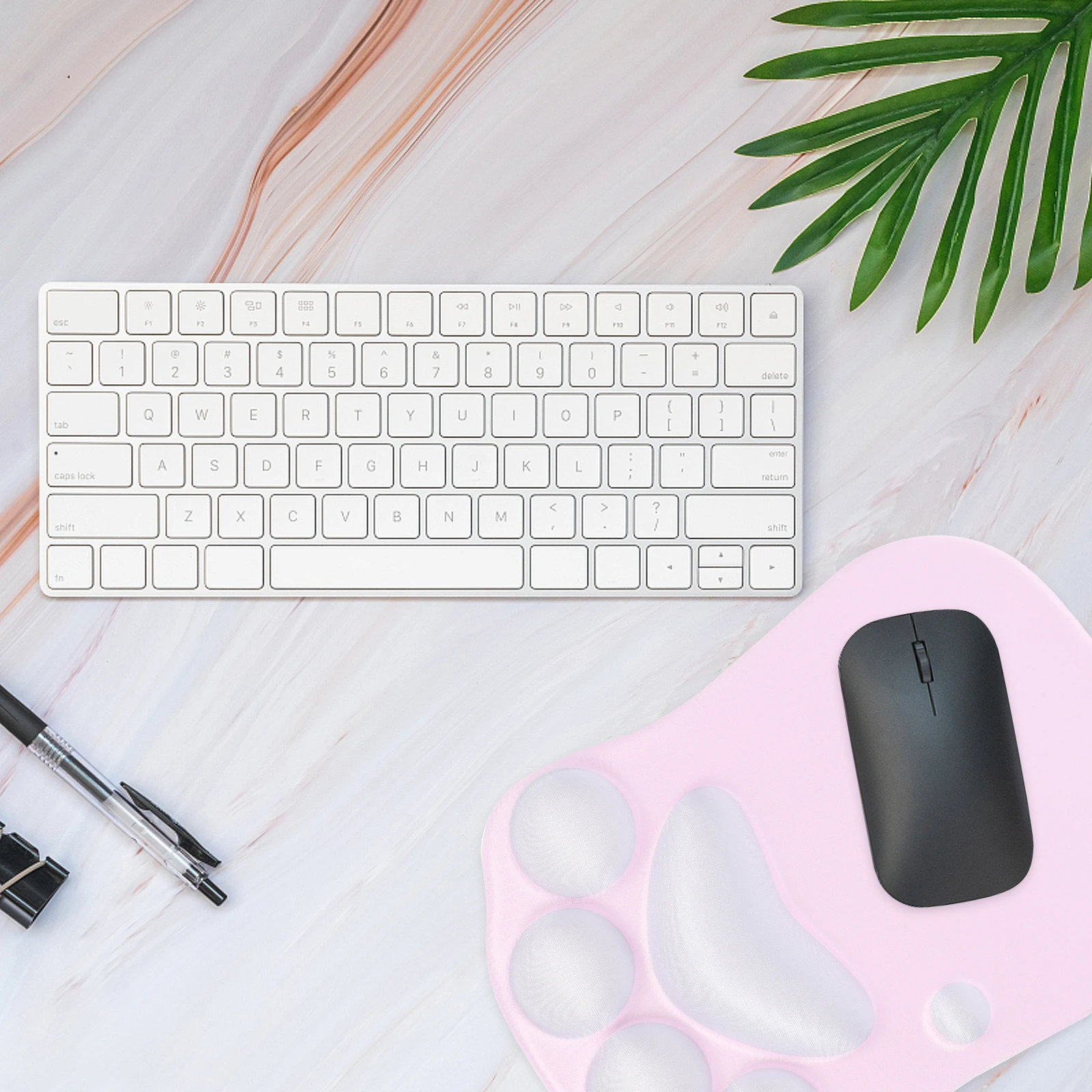 

Cat Paw Mouse Pad Wrist Rest for Computer Protection Animal Cute Ergonomic Shape Girl