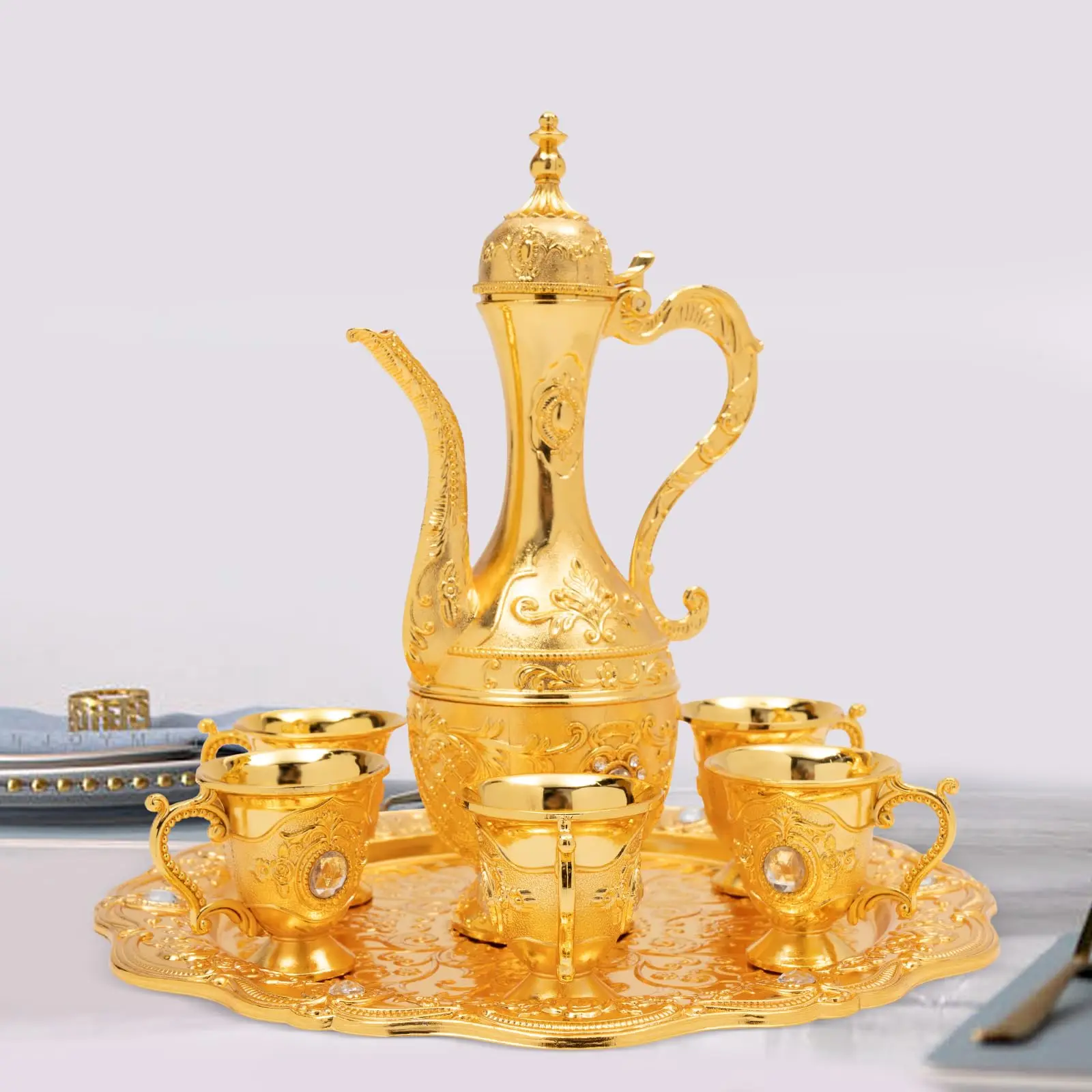 

Винтажный металлический набор турецкого кофейника, золотой кофейник с винтажными чайными чашками, турецкий чайный сервиз с 6 роскошными кофейными чашками и ремеслами
