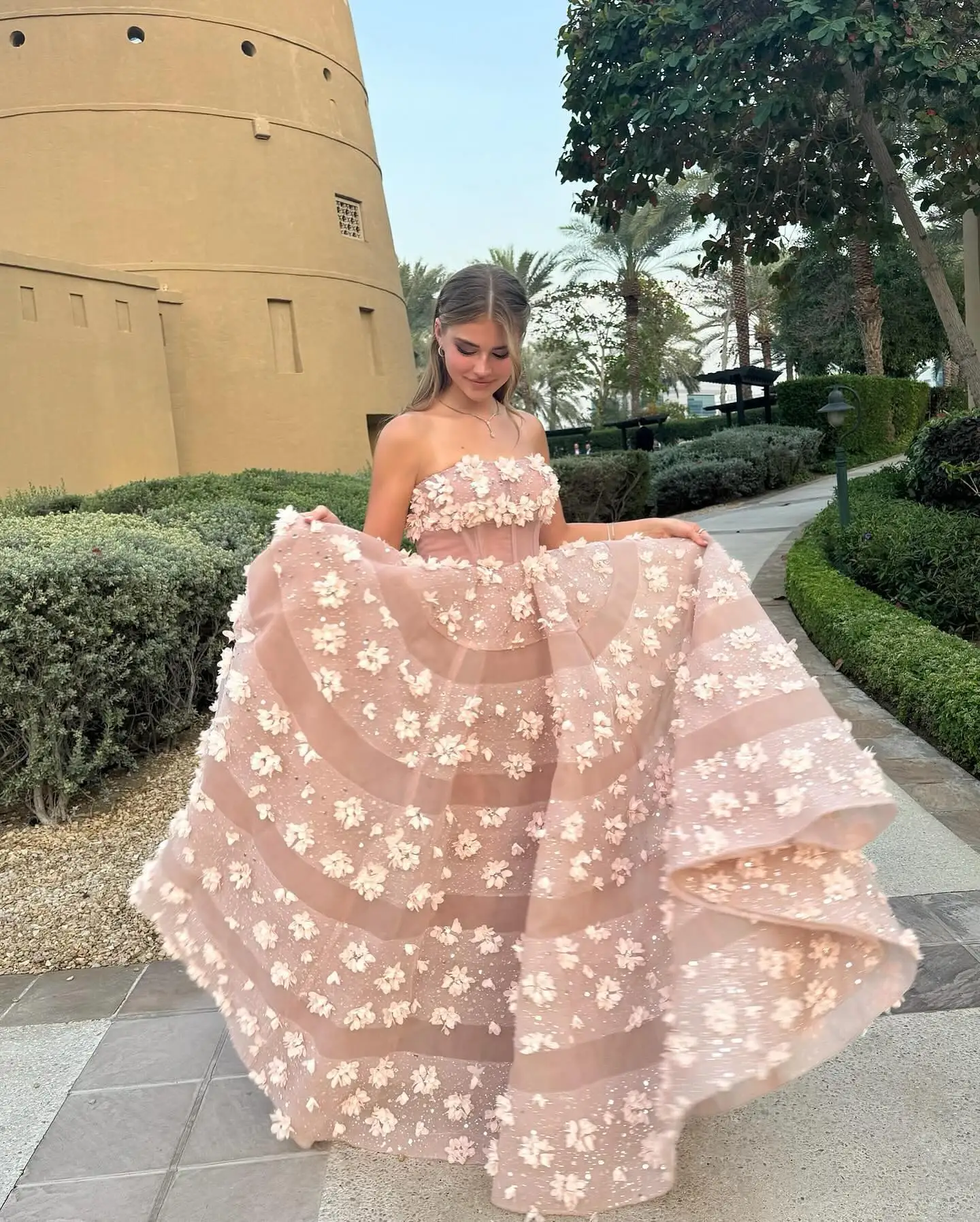 Light Pink Strapless Beaded Tulle Evening Dresses with 3D Handmade Flowers Women Prom Gown Birthday Photoshoot Dresses