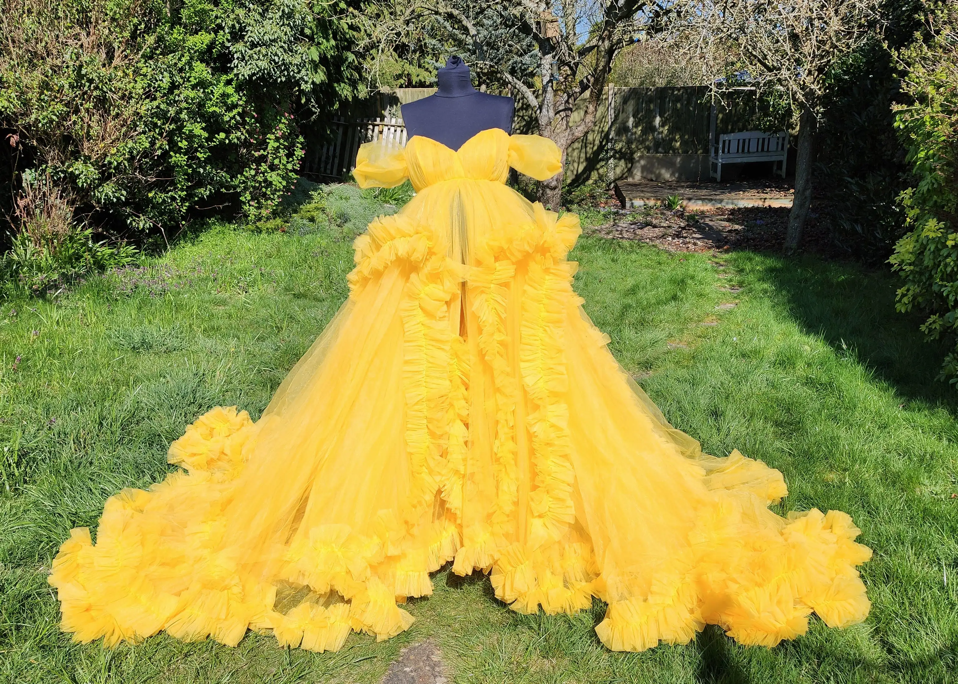 Robe à volants ouverte sur le devant pour baby shower, robe de grossesse, robe élégante, jaune, initié au décollage, ALTERfur s pour séance photo, chérie, à lacets