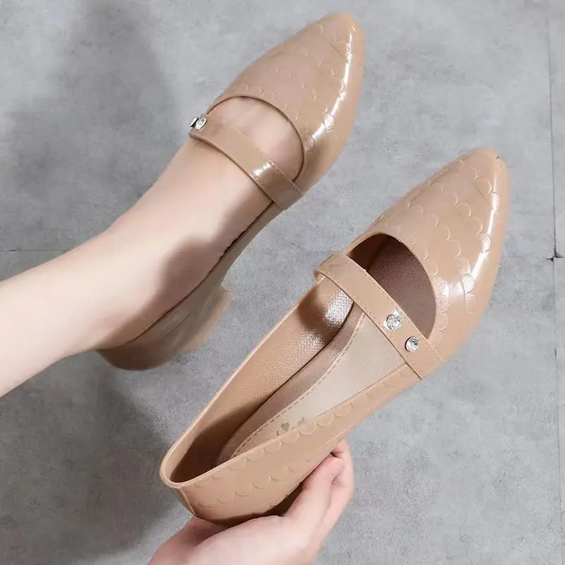 Sepatu hak persegi wanita, Kasut Slip On pendek kasual Anti Slip, ujung lancip tahan air Nude musim panas