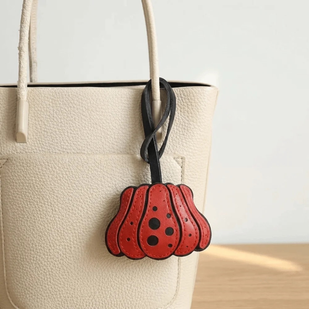 Fashion Solid Color Pumpkin Keychain Polka Dot Charm Halloween Bag Pendant Key Ring Leather Beg Accessories Women