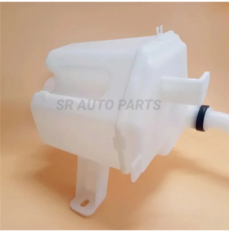 original Wiper Water tank with plastic pipe for Chinese SAIC ROEWE 350 MG5 Auto car motor parts 50012391 high quality