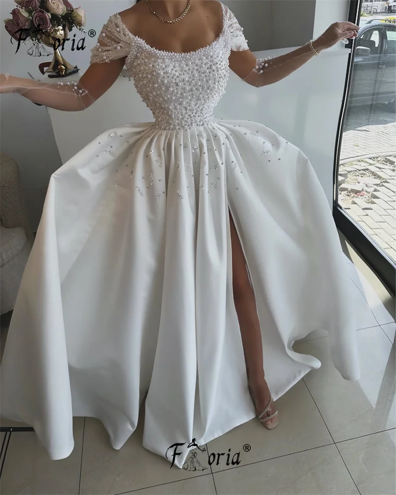 Precioso vestido de novia de perlas blancas con abertura, manga casquillo de satén, hombros descubiertos, vestido de novia, vestido de mariee con cuentas de cristal