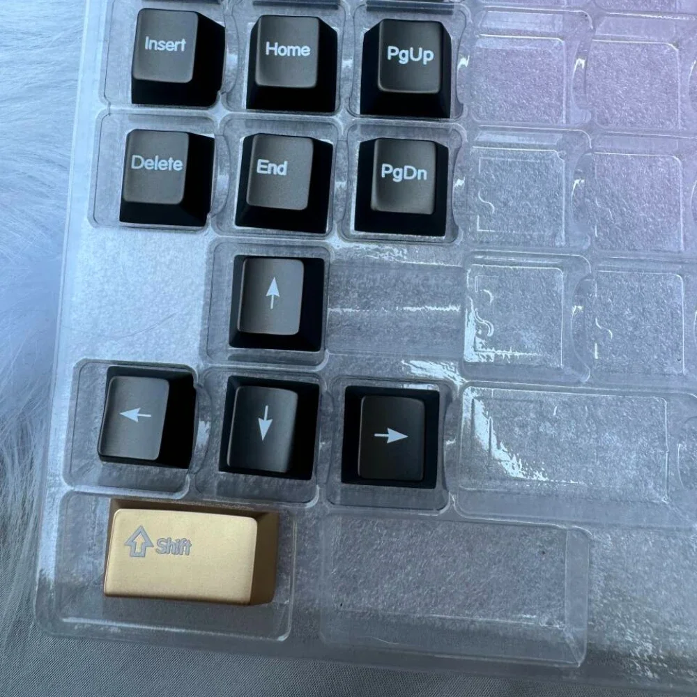Metal Gold Black Keycaps Set Custom Cherry Profile Point Key Cap Alloy Point Key Caps Accessory for Mechanical Keyboard Gaming