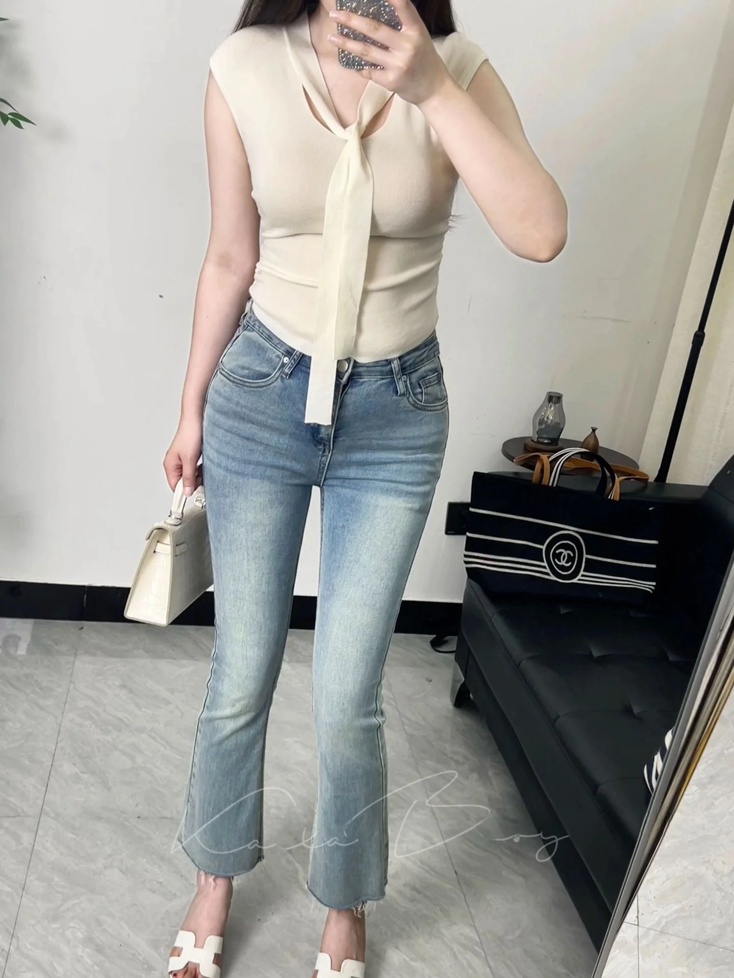 

Soft Cotton Stretch Denim Jeans Women's High Waist Slim Fit Vintage Waed Nine-Piece Flared Pants Unique Leg Lengthening Effect