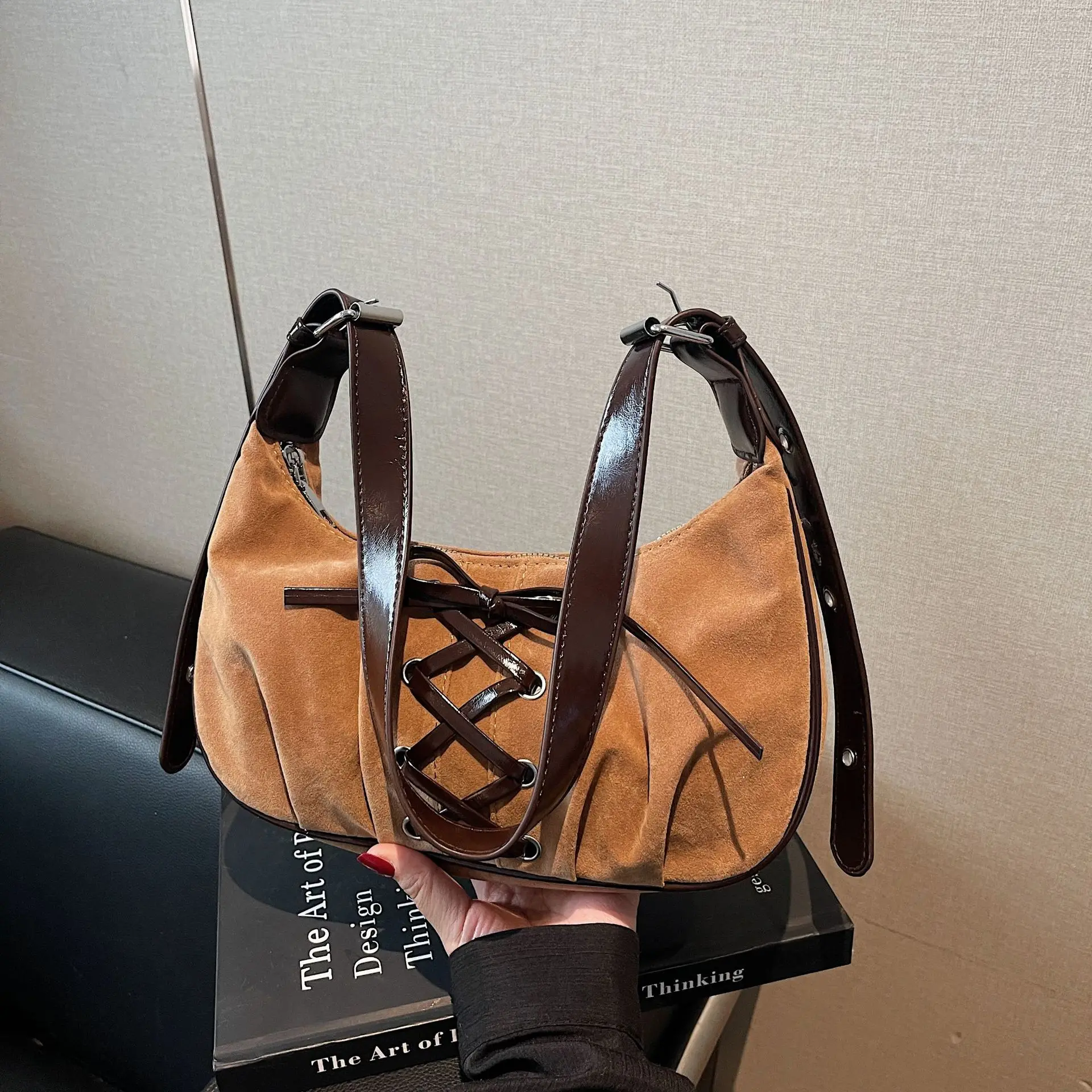 حقيبة على شكل هلال على شكل قمر 2025، محفظة تحت الإبط للنساء، حقيبة كتف فاخرة، حقيبة عصرية من النهار إلى الليل، حقيبة حبال مزخرفة #3