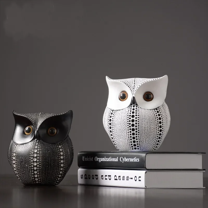 

Nordic Resin Wise Owl Figurines Animal Statue Sculpture Crafts for Home Interior Decor Sculptures Desktop Table Decoration Gifts