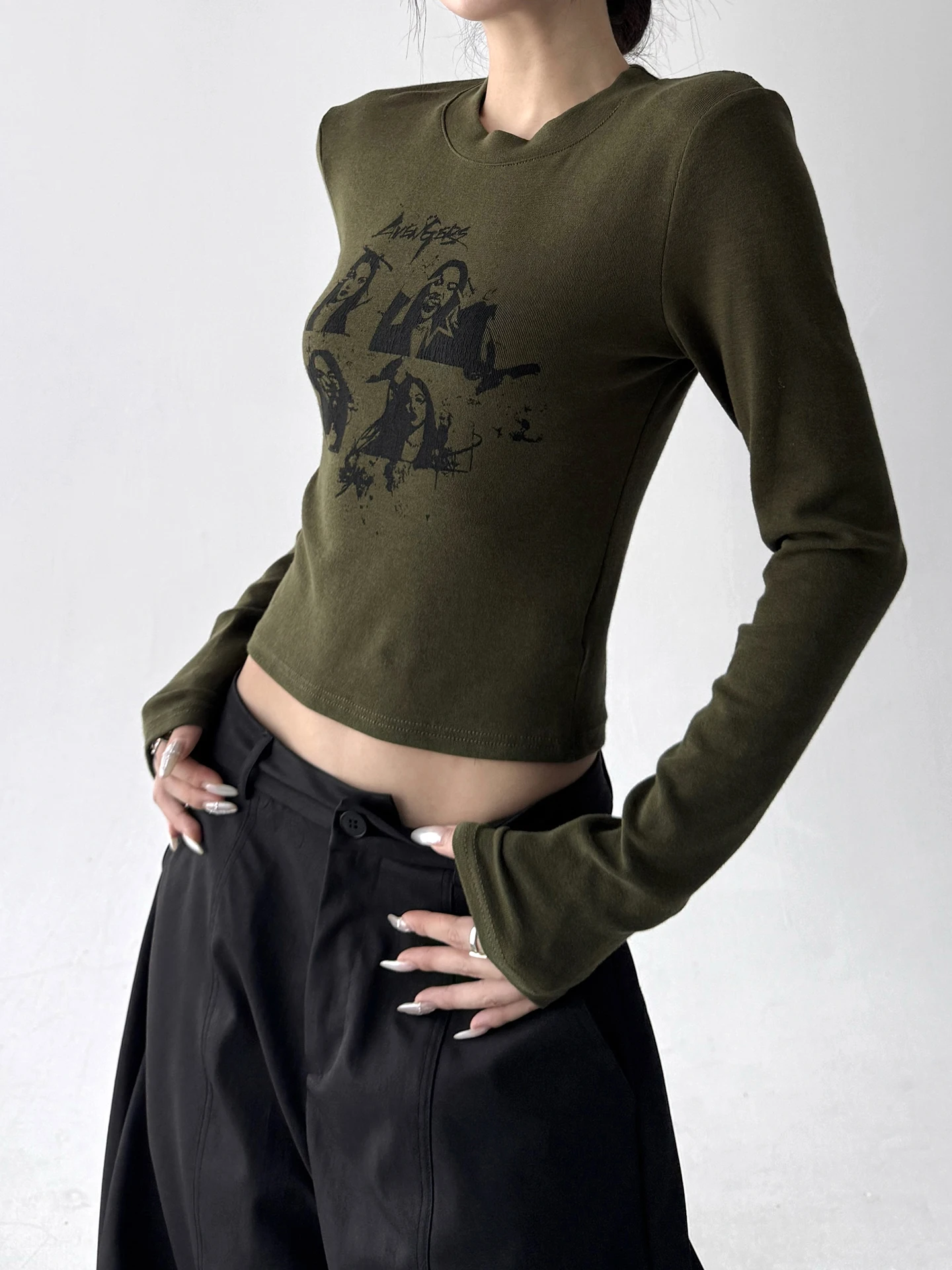 

Slim Fit Long Sve round Ne T-irt Women's Autumn Winter Sle Printed aphic Top Faionable ort Base Layer Outerwear