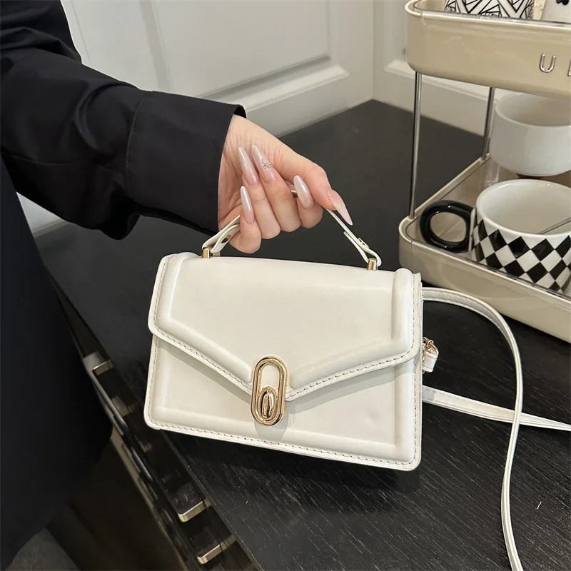 

Classic Versatile Small Square Bag - Women's Niche Minimalist Luxury Bag，Stylish Shoulder Crossbody for Daily Use