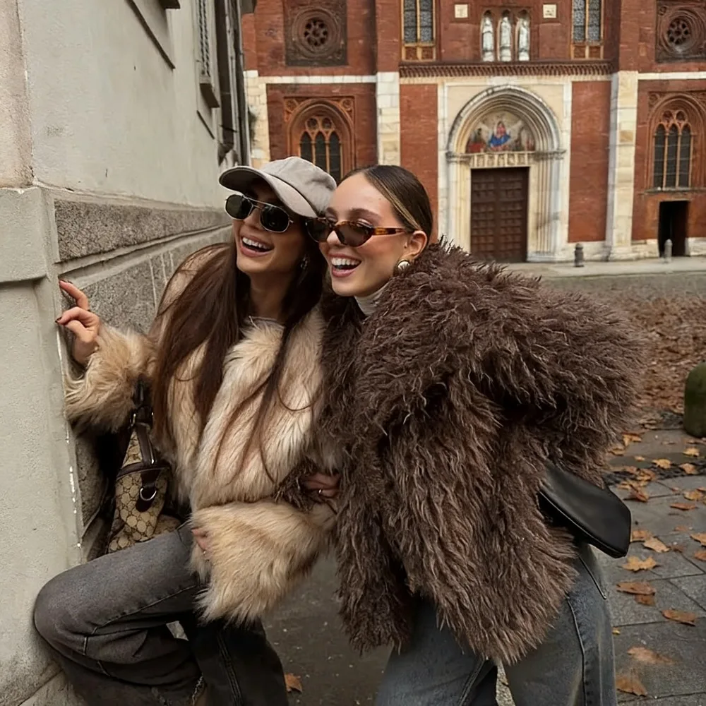 

Faux Fur Coats Warm Novelties in Coats & Jackets Women's Jackets Fashion Winter Luxury High Quality Women's Clothing Woman 2025