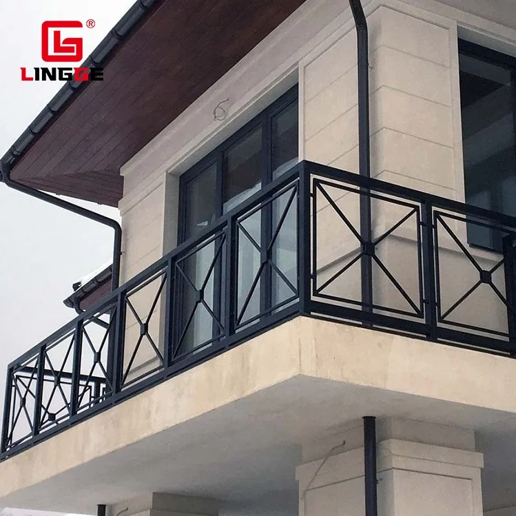 Outdoor Backyard Durable and Aesthetic Aluminum Alloy Glass  Fence Garden Barrier Rust-Free Fence