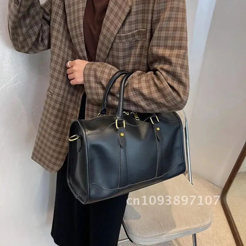 

2024 New Women's Travel Bag High Casual Simple Women's Bag Handbag Ladies Luggage Fashion Quality Large Shoulder Capacity