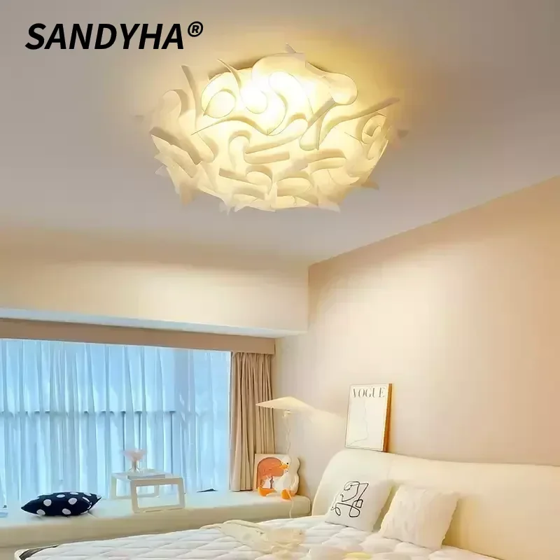 

SANDYHA Elegant Nordic Flower Pendant Light LED Chandelier White Petal Design Ideal for Living Room Dining Room Bedroom Modern