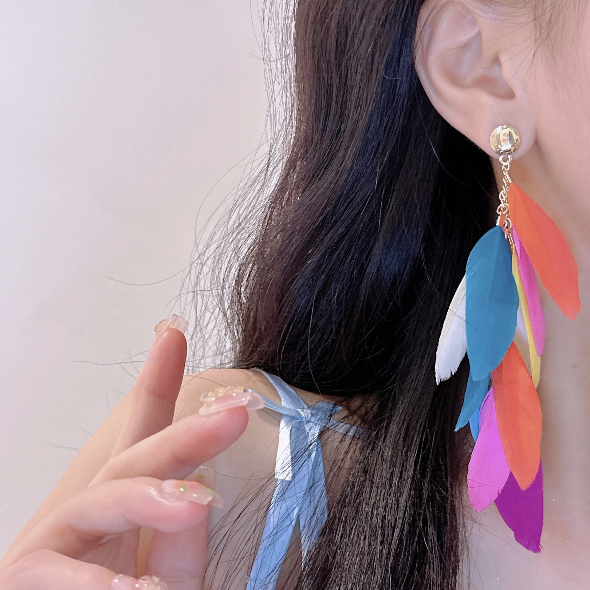 Bohemia Style Exaggerated Colorful Beach Holidays Earrings Big Long Fringed Feather No Piercing Clip on Earrings for Women