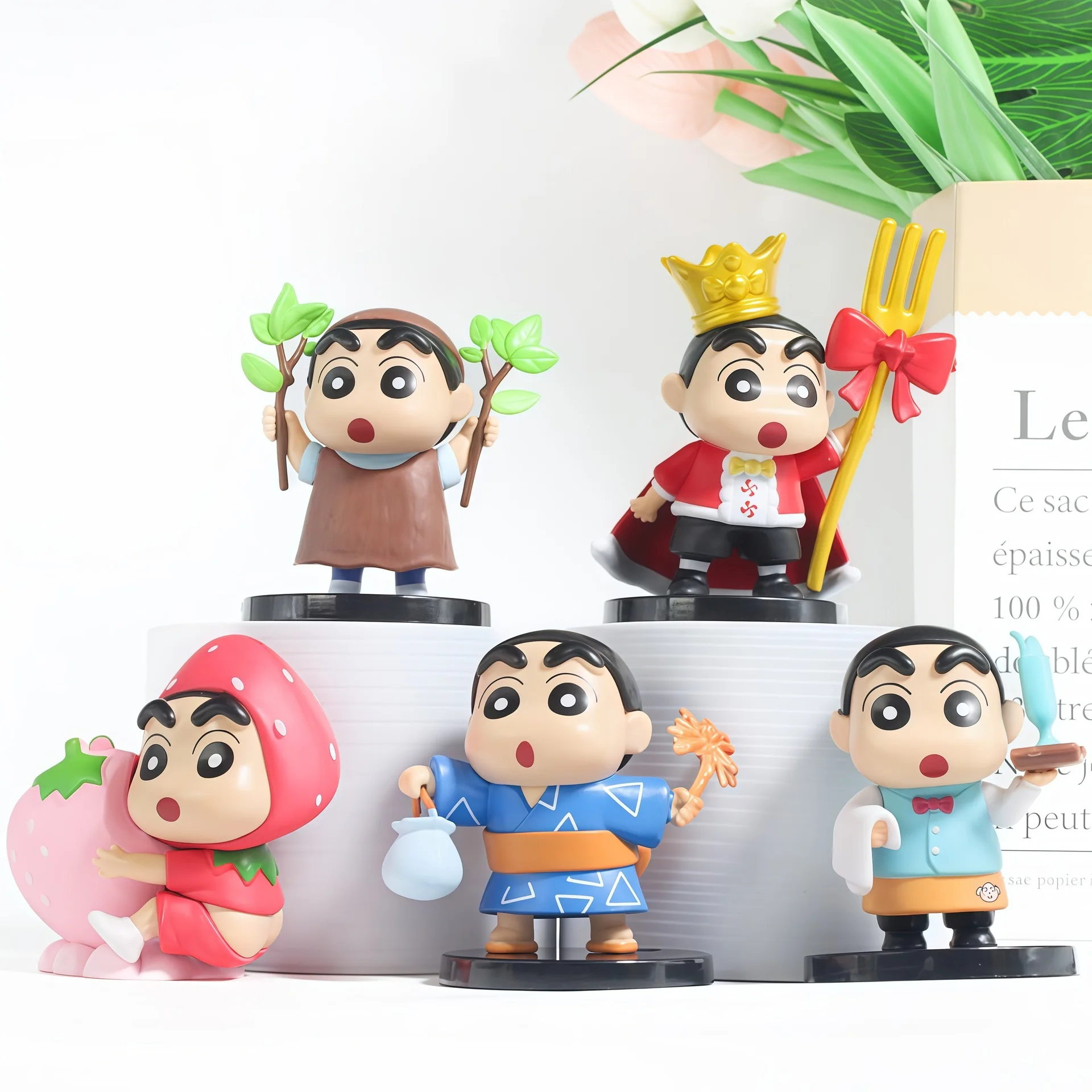 10pcs/Set Crayon Shin-chan Action Figure Toy Delicious Spring Daybu Shin-chan Figurine Collectible Model Doll