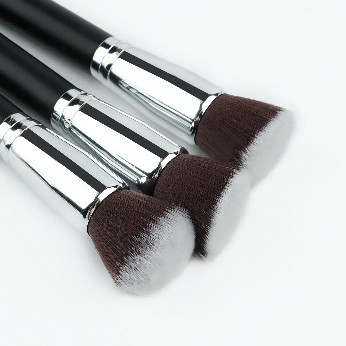 Pincéis de maquiagem plana kabuki fundação escova para creme líquido pó contorno mistura grande rosto reparação ferramentas beleza
