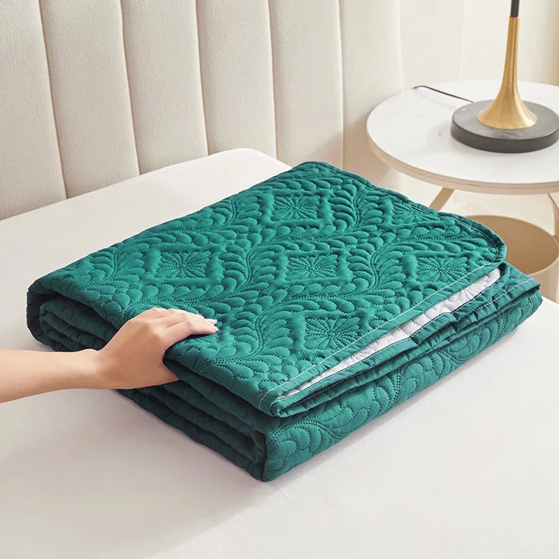 Dirt-Proof Bedspread Waterproof Dog Bed Cover Pet Blanket for Bed Furniture Protector Couch Cover for Dogs Cats Non-slip Backing