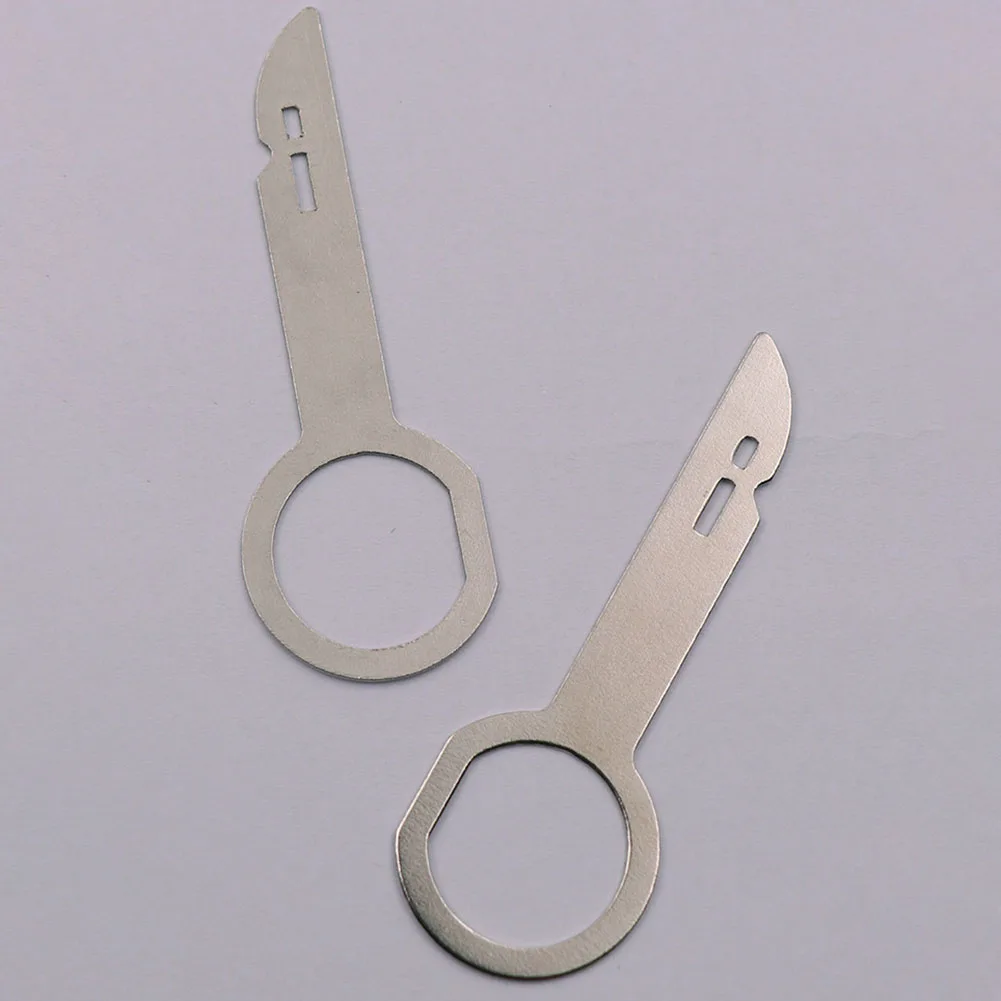 Kit di estrazione per auto strumento di rimozione dell'autoradio in metallo chiavi di rilascio dello strumento di rilascio della Radio pratico da usare Audio nuovo di zecca