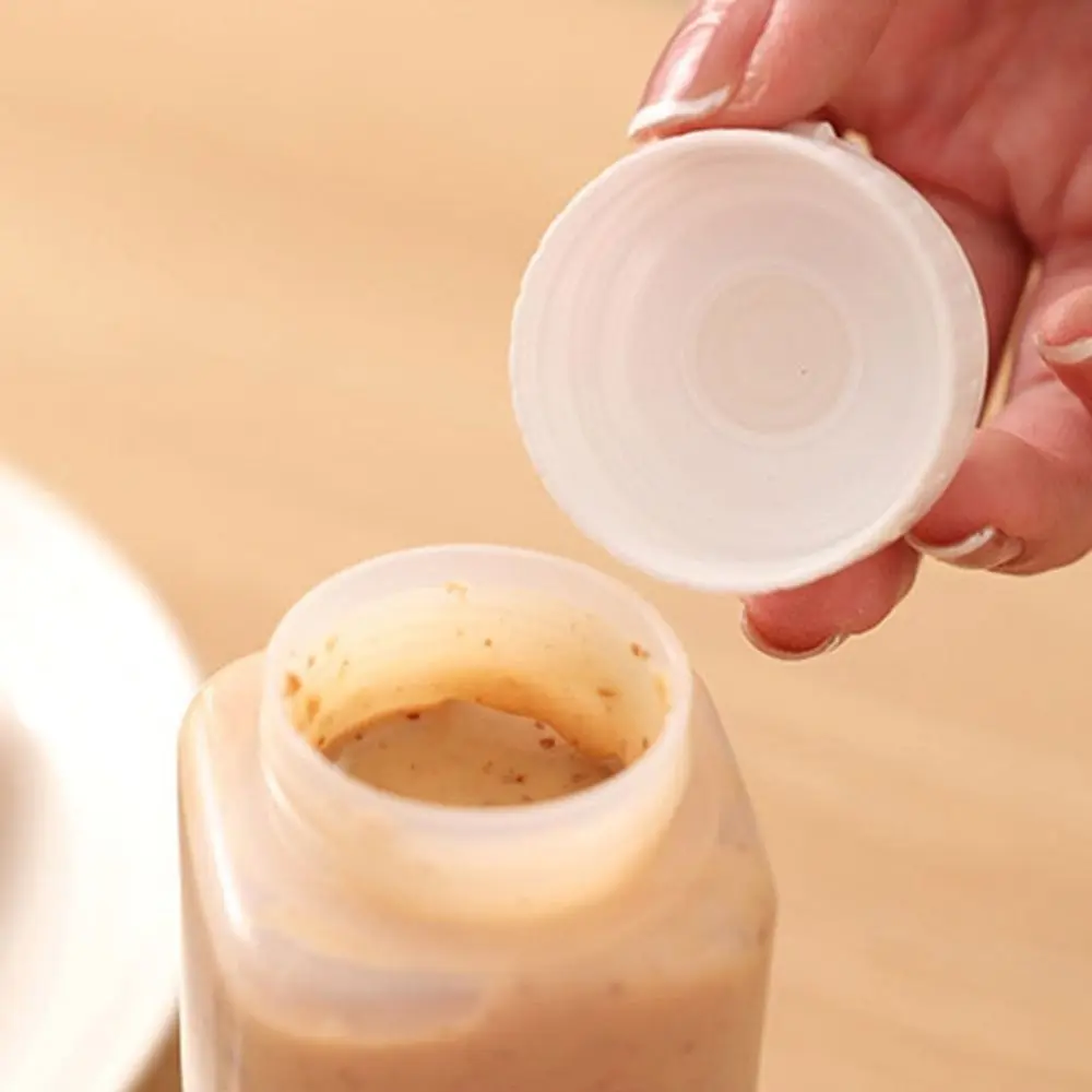 200/300ml Freshness Squeeze Sauce Bottle Transparent Plastic Condiment Squeeze Bottles Controlled Volume Fresh-keeping