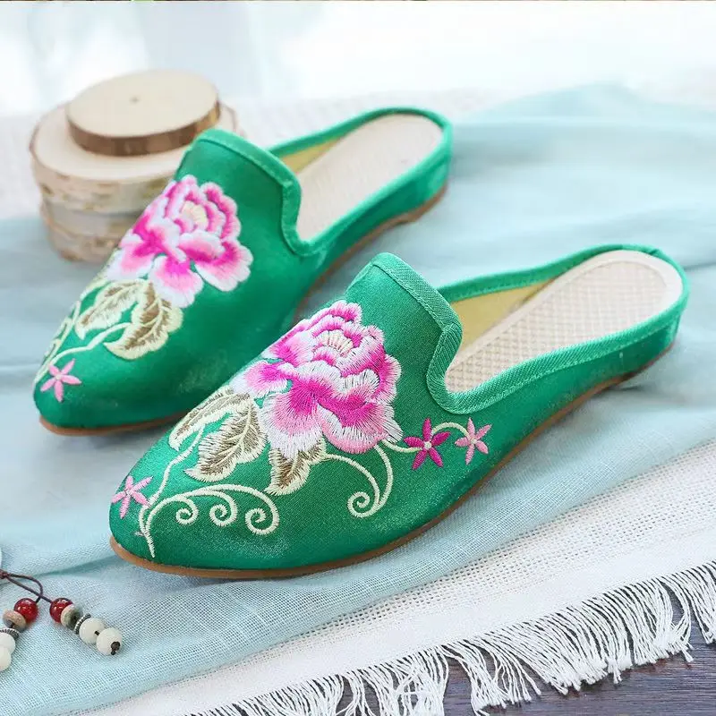 

New Women's Summer Silk Baotou Embroidered Slippers Soft Sole Non Slip Flat Sole Home Ethnic Style Slippers Pointed Toe Slippper