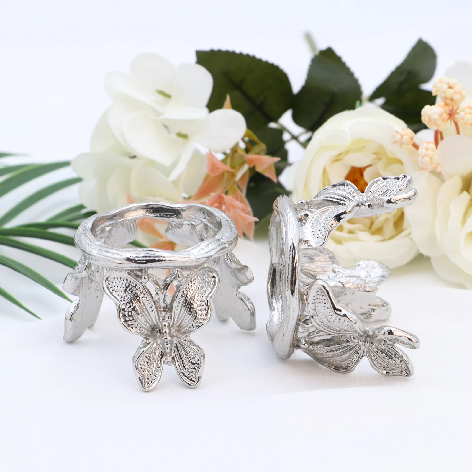 1pc Place 40-90mm Natural Crystal Ball Butterfly Base Metal Holder Sphere Stand Home Decoration To Send Friends Family