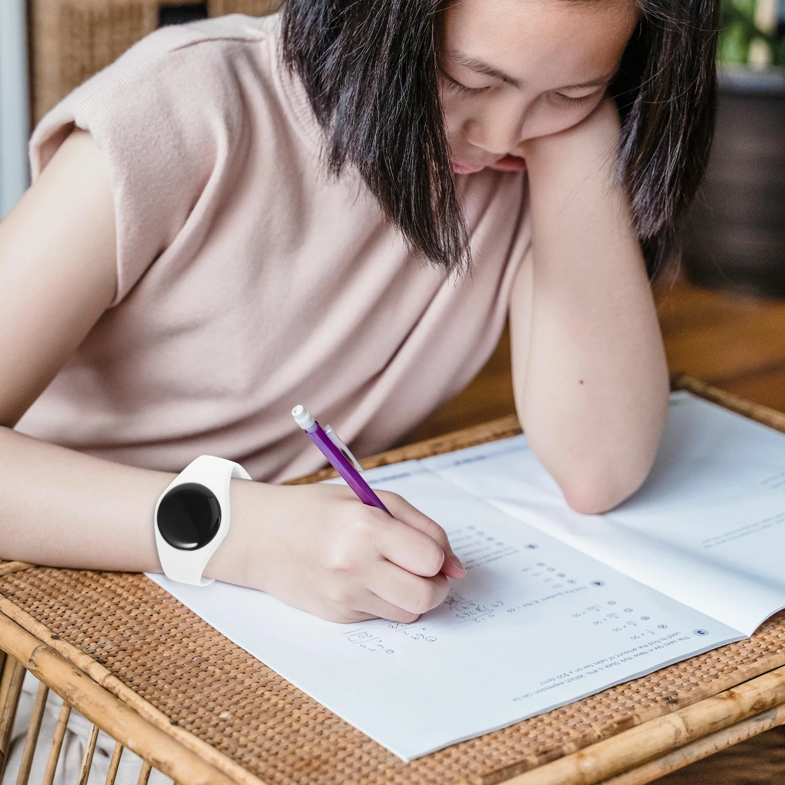 

Пластиковые цифровые часы для студентов, детские спортивные часы, водонепроницаемые наручные часы, вибрационные часы, регулируемые часы, домашний декор