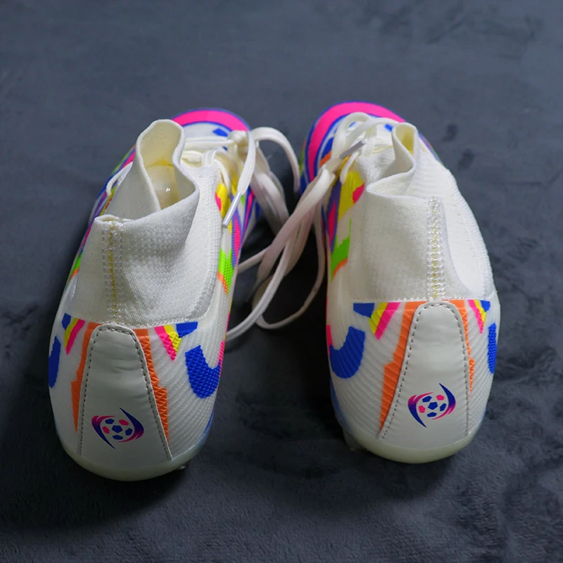 2440FG Ultralight Mens Soccer Shoes Non-Slip Turf Soccer Cleats for Kids TF/FG Training Football Sneakers Chuteira Campo 35-45