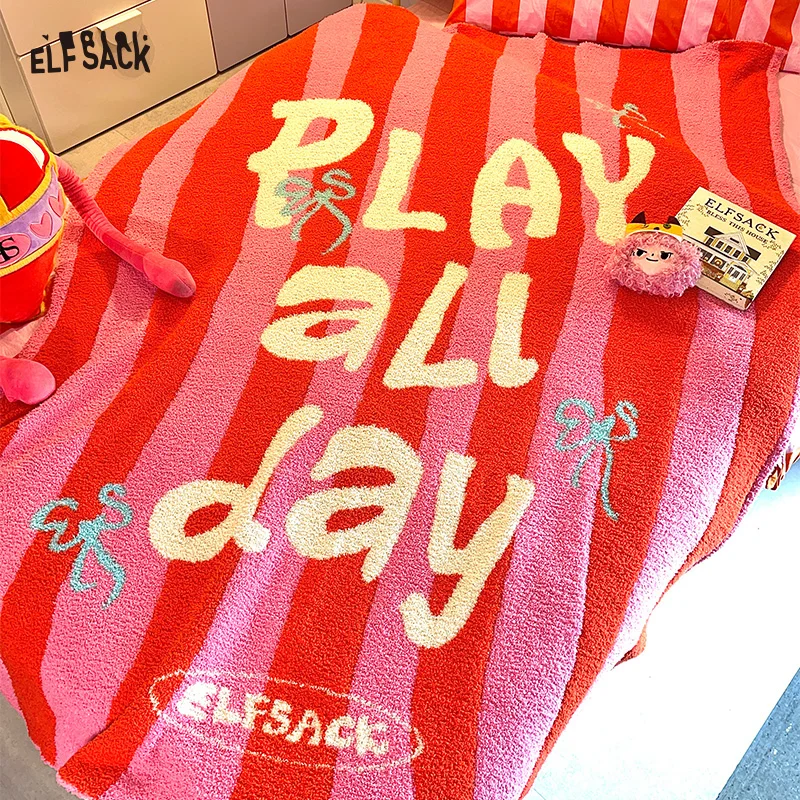 ELFSACK Cute Striped Color Block Bow Letter Graphic Home Blanket