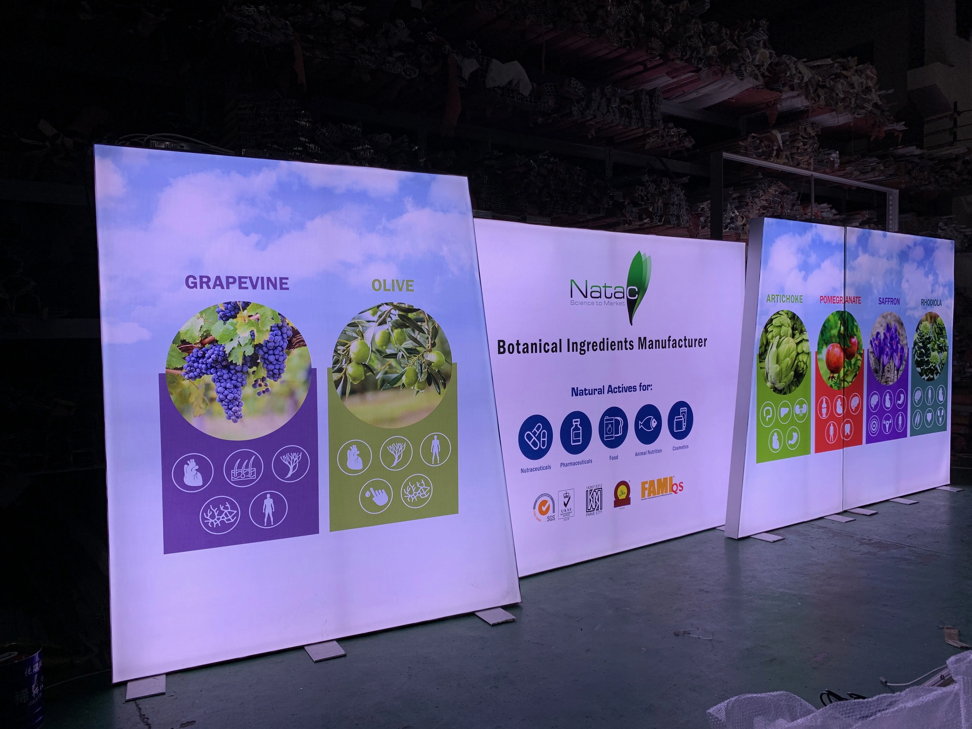 Hintergrundbeleuchtete SEG-Kabine 20 x 10 Fuß für Vitafoods Europe Tension Fabric Lightbox Ausstellungsstand Messe-Kabine