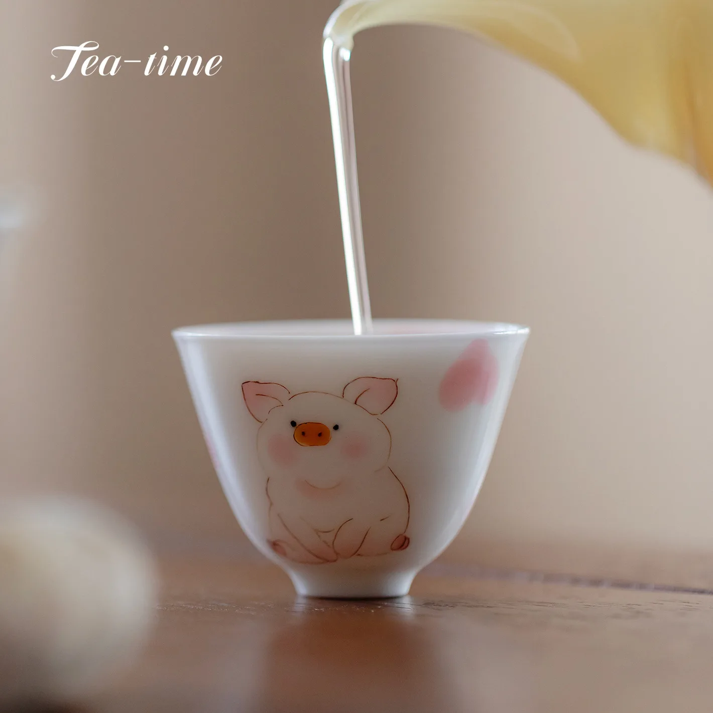 الإبداعية رسمت باليد فنجان الشاي لطيف خنزير فنجان شاي عالية أقدام أكواب سيراميك الصينية الخزف جينغدتشن كوب هدية وعاء شاي فريد هدية