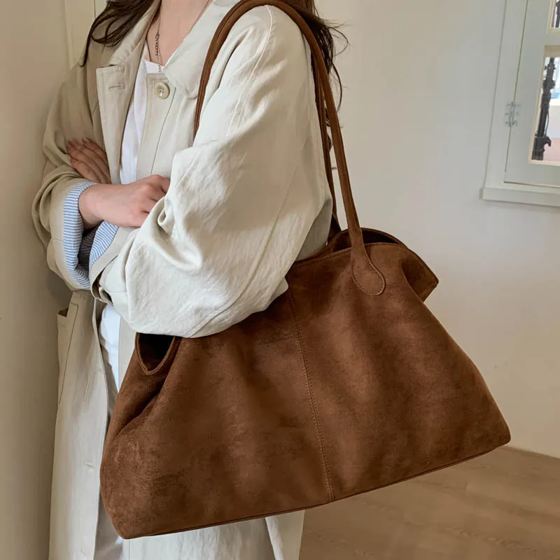 Tas Tote Belanja Ukuran Besar Untuk Wanita PU Suede Warna Polos Kapasitas Besar Tas Selempang Hobo Musim Gugur 2025 Tas Tangan Desainer Mewah Terbaru