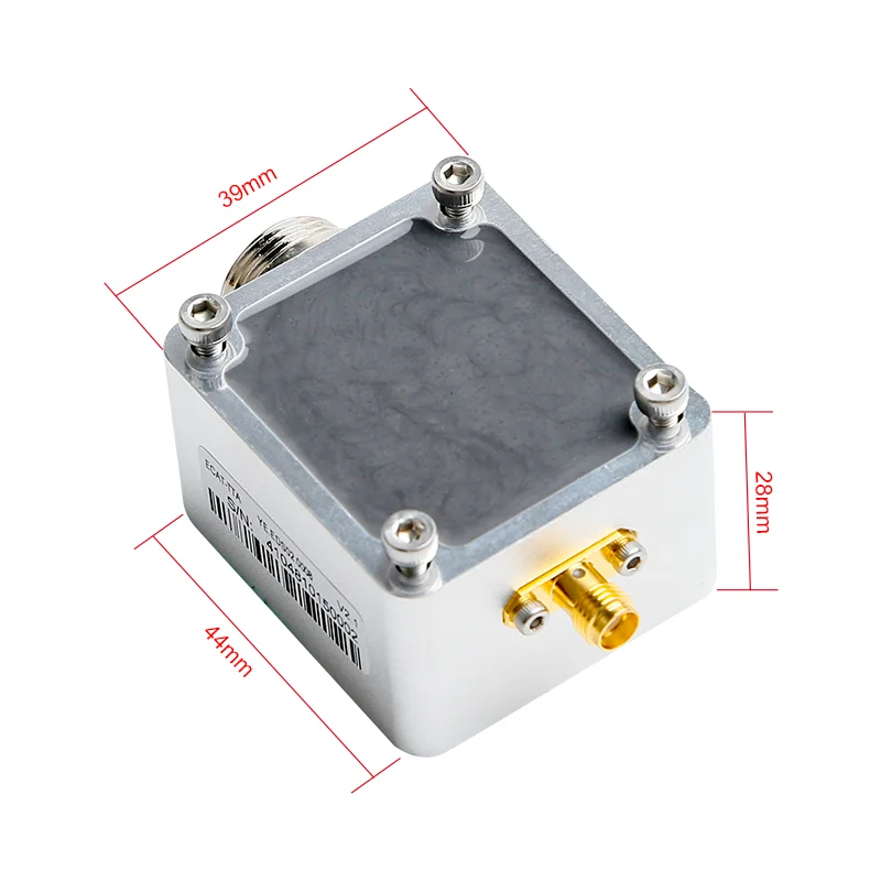 ファイバーレーザー切断機アンプの低電力信号増幅は金属切断加工に使用できます。