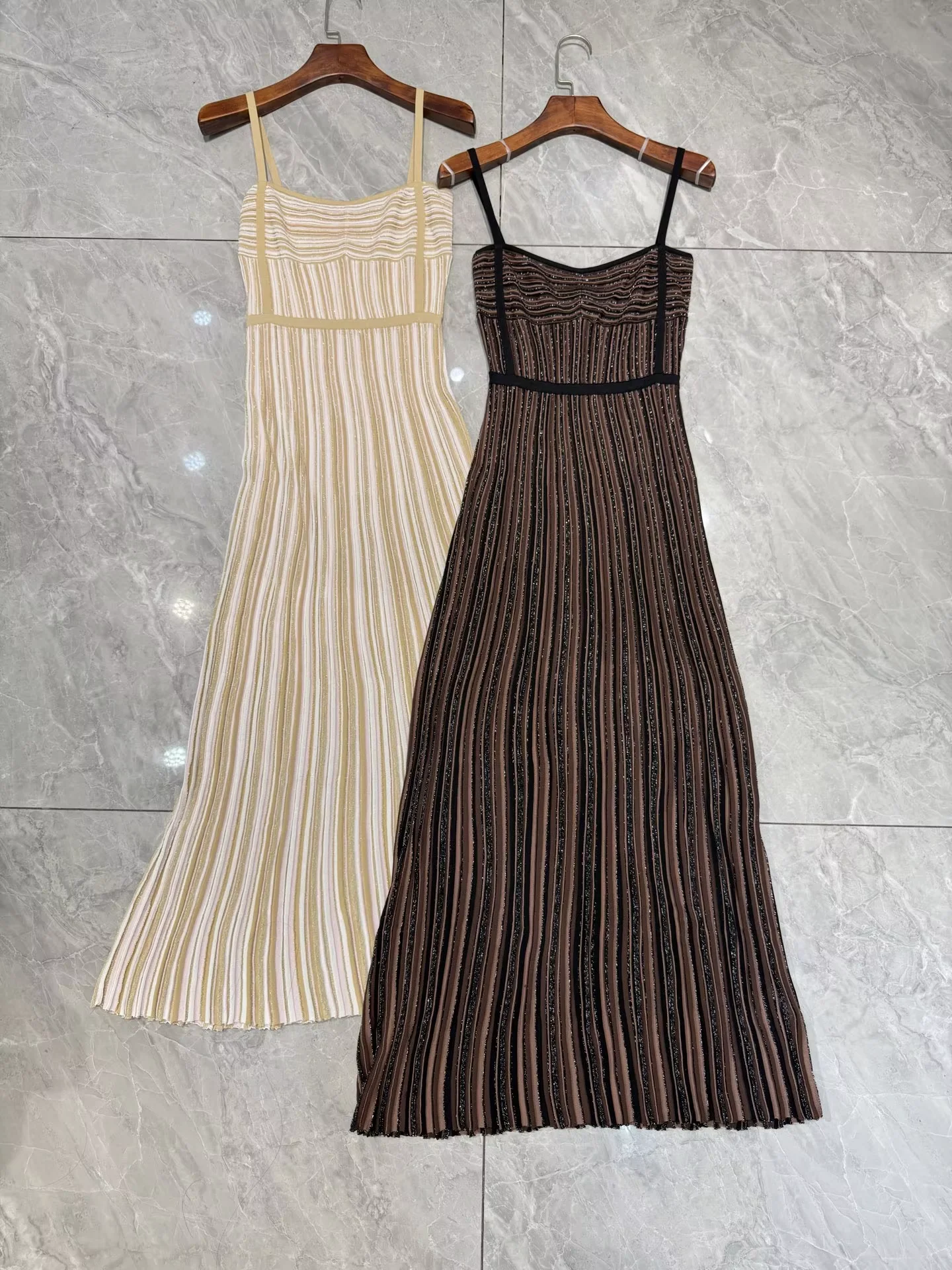 

Women Metallic Sequined Striped Sling Robe Elastic Waist Sleeveless Elegant Slim Knitted Maxi Dress