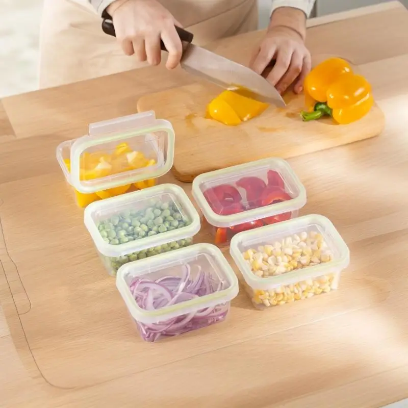 BPA Free Sealed Plastic Storage Box with Lid Stackable Food Crisper for Kitchen Refrigerator Food Preservation