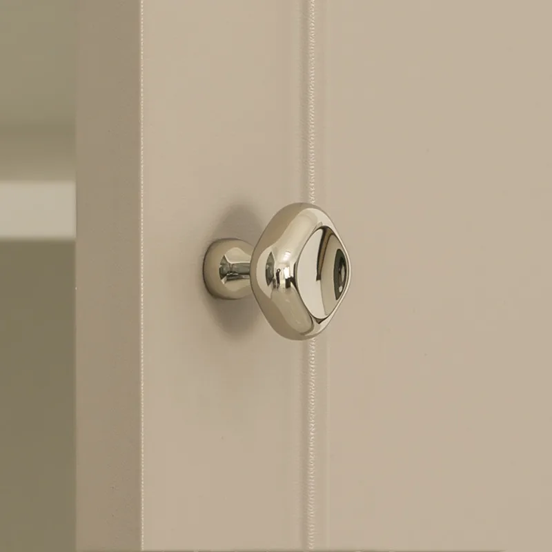 

1 шт. Новая модель ручек для дверец шкафов, высококачественная латунная фурнитура, ручки для ящиков туалетных столиков и мебельной фурнитуры