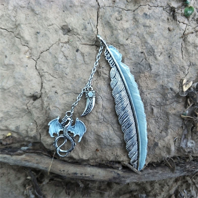 1PC Luminous Night Dragon Label Read Maker Feather Book Mark Papelaria