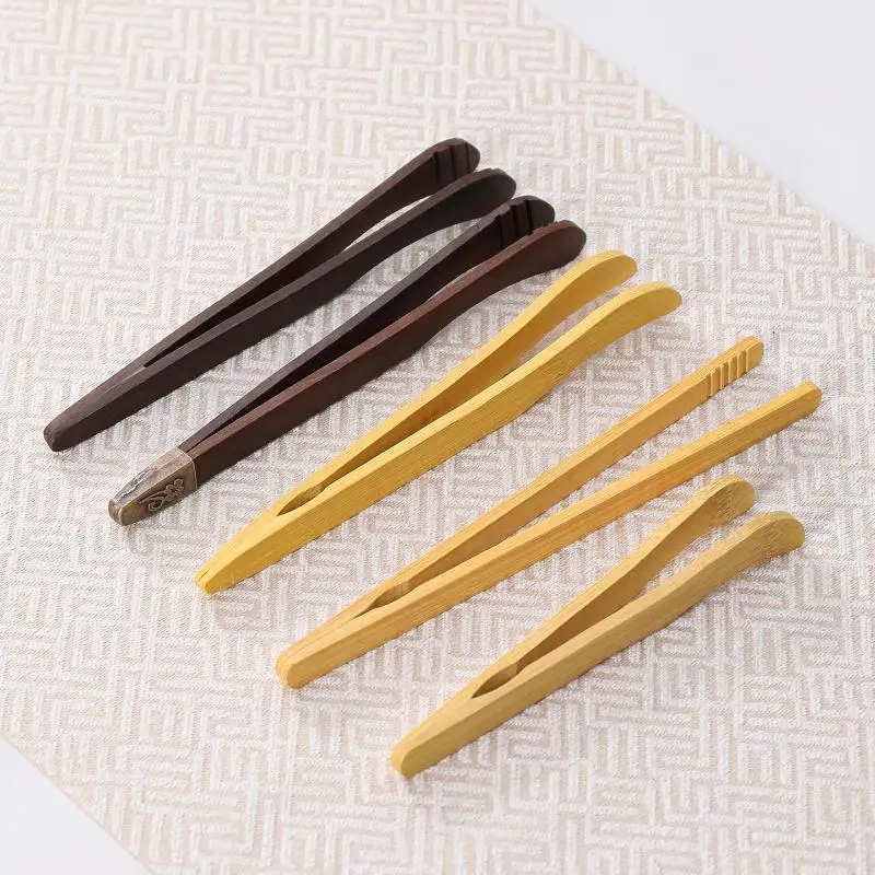 Sturdy Premium Wooden Food Tongs Lightweight Easy Grip Serving Clip For Salad Fruit Toast Kitchen Utensil