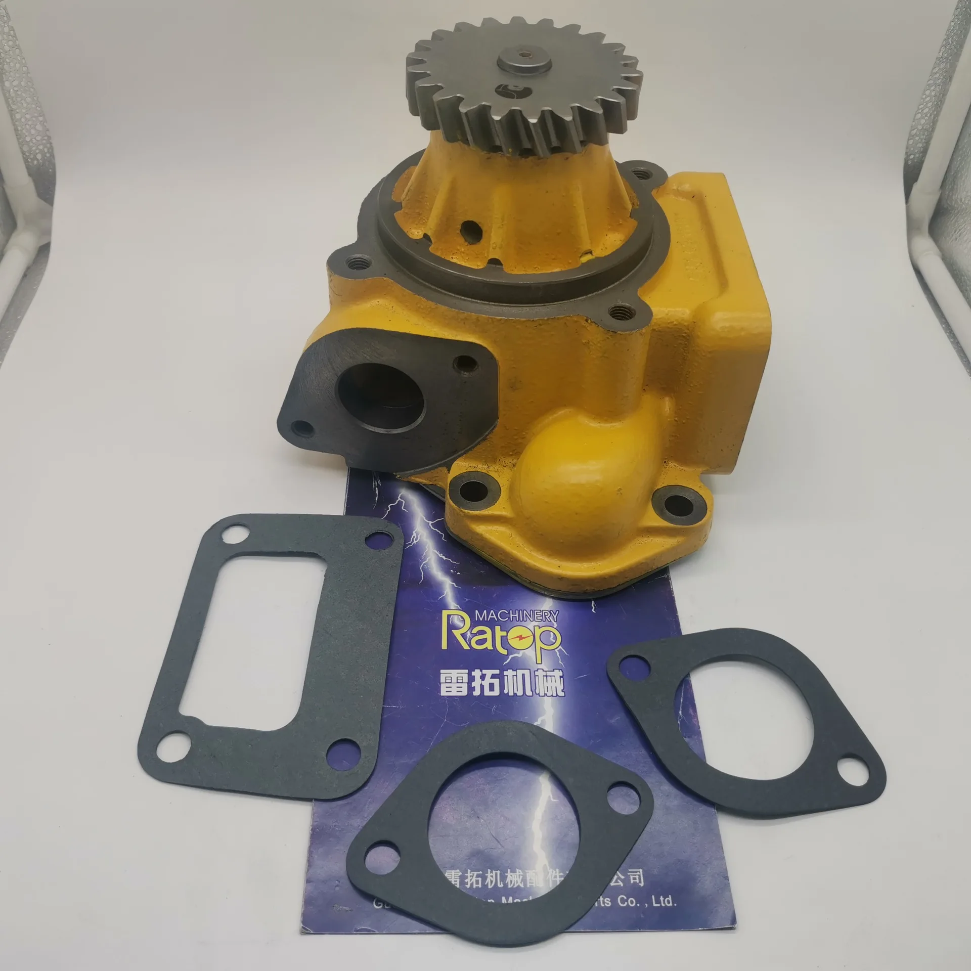 Excavator 6D125 Water Pump 6151-62-1102 6151-62-1110 6251-61-1101