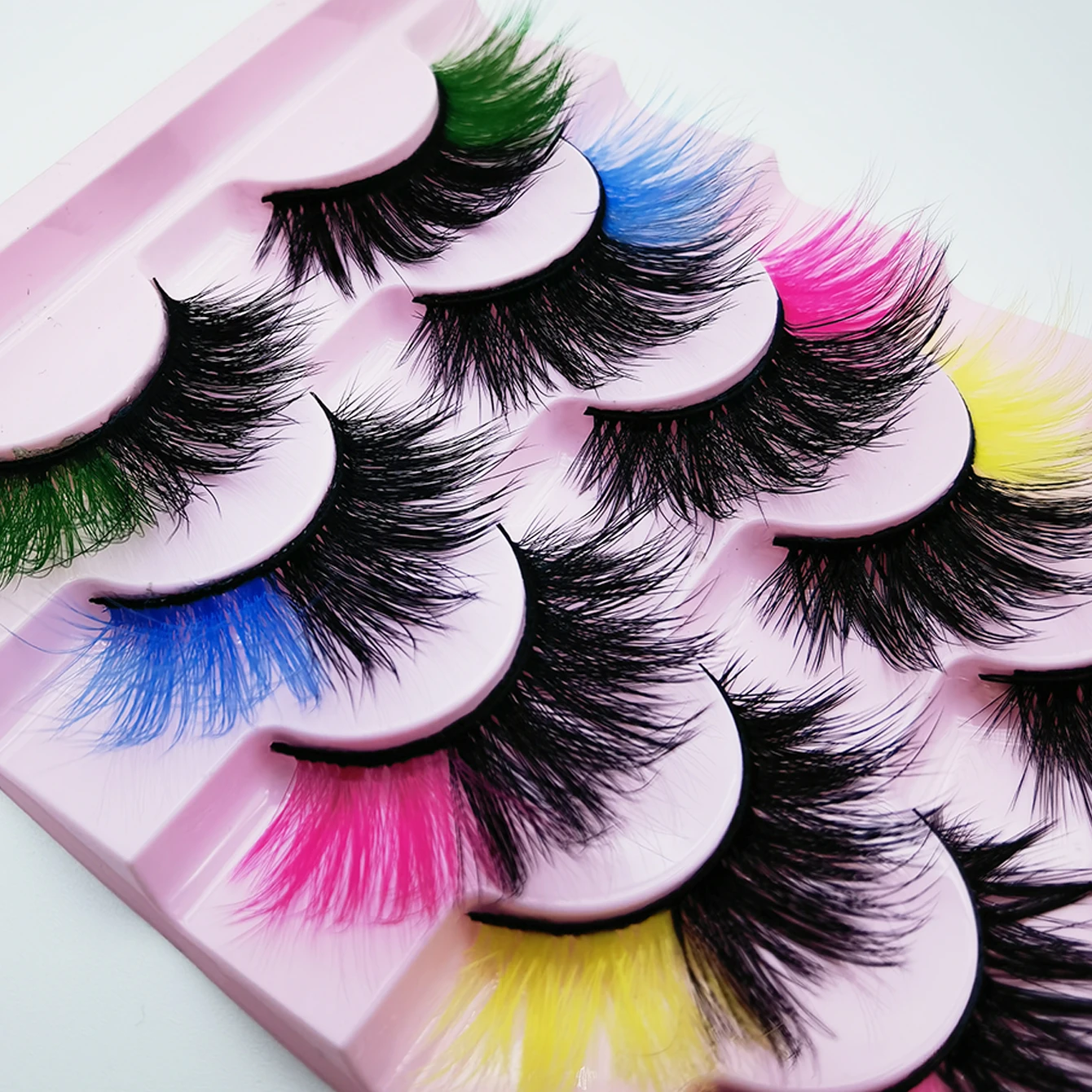 ステージメイクアップ宴会の8組のカラフルなまつげ、ふわふわで厚いアイメイクアップ - 明るい色、軽くて快適