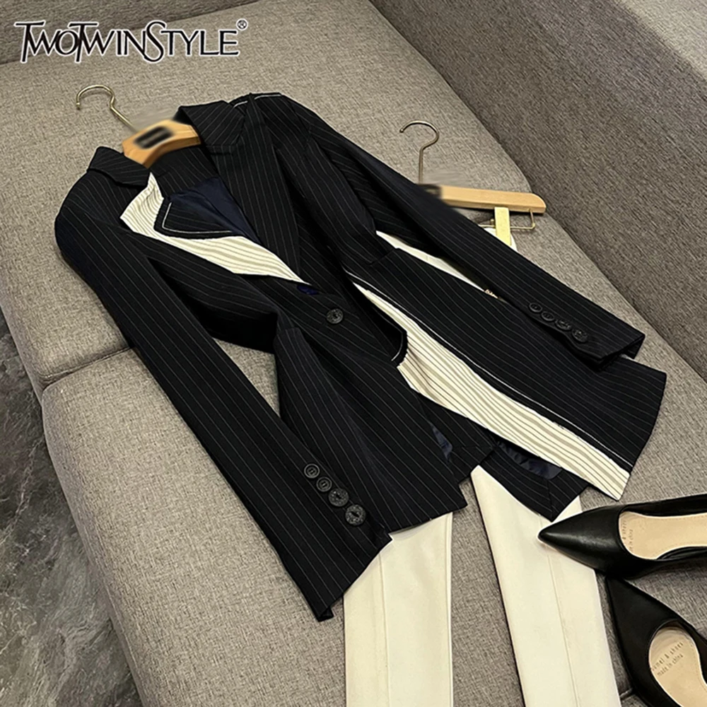 

TWOTWINSTYLE темпераментный хитовый цвет пиджаки для женщин с лацканами и длинными рукавами на пуговицах нерегулярный пиджак женский модный KJA548473