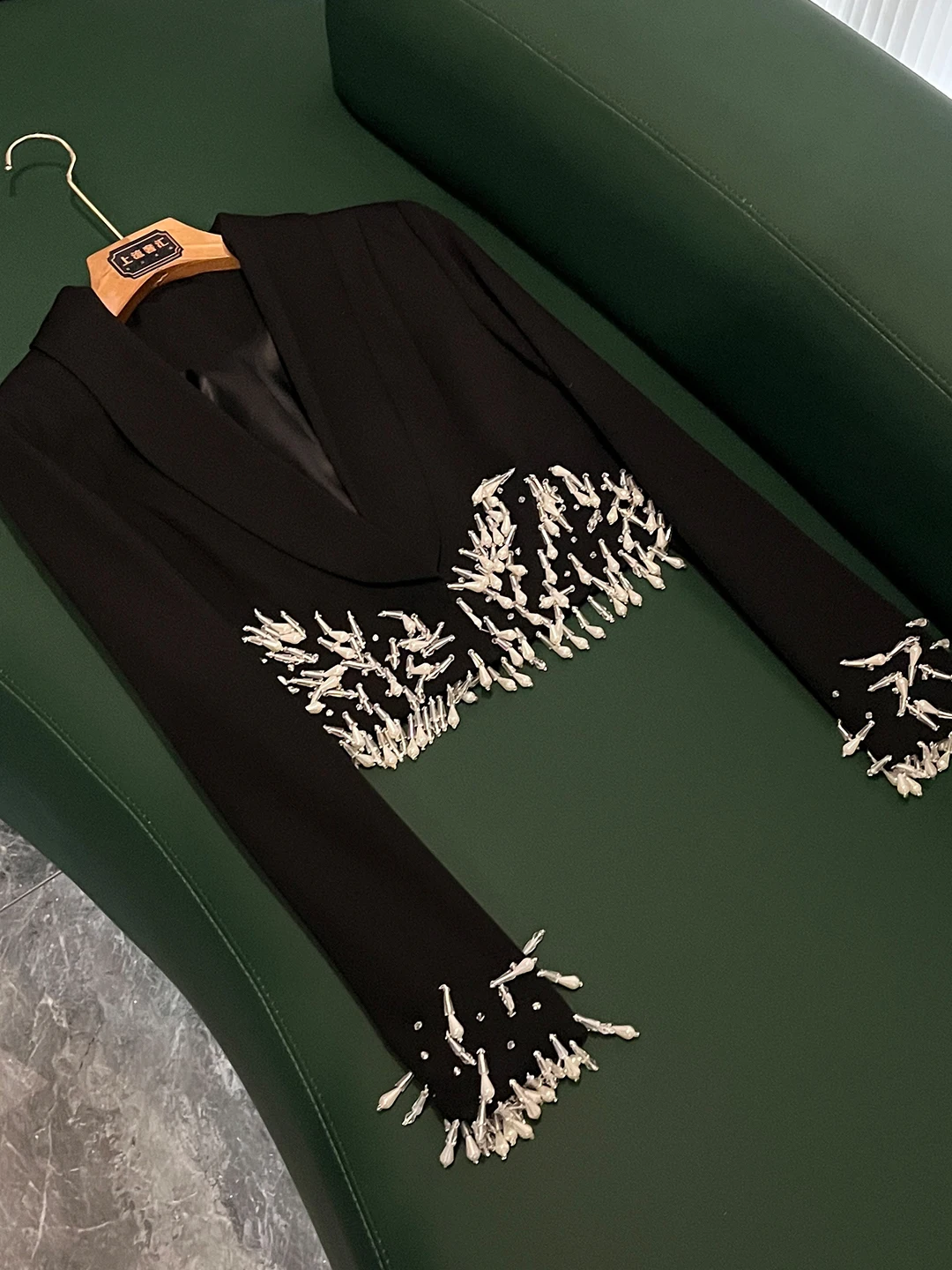 

Fashionable Heavy-Design Diamond Fringe Women's Suit Jacket 2026 New Style Commute Wind Slim Fit Long Sleeve Double Button
