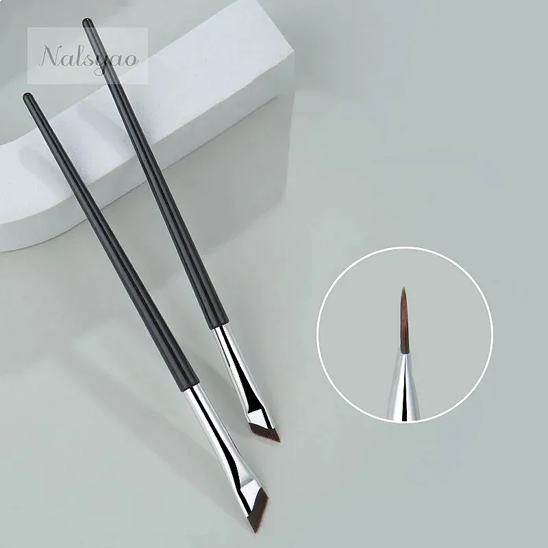 2pcs Angled Blade Eyeliner Brush Ultra Thin Fine Eyebrow Brush Flat Sickle Eyeliner Brushes Thin Angled Eyeliner Makeup
